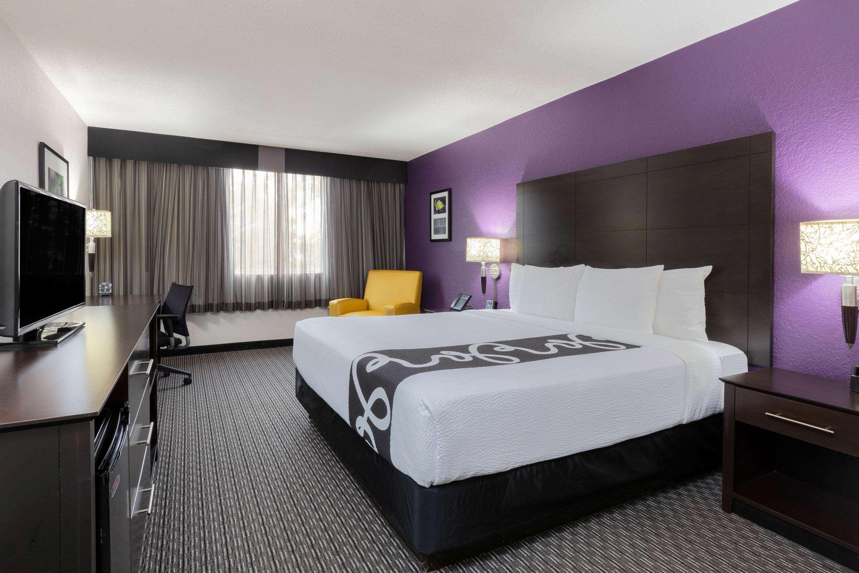 La Quinta By Wyndham Clifton/Rutherford Экстерьер фото
