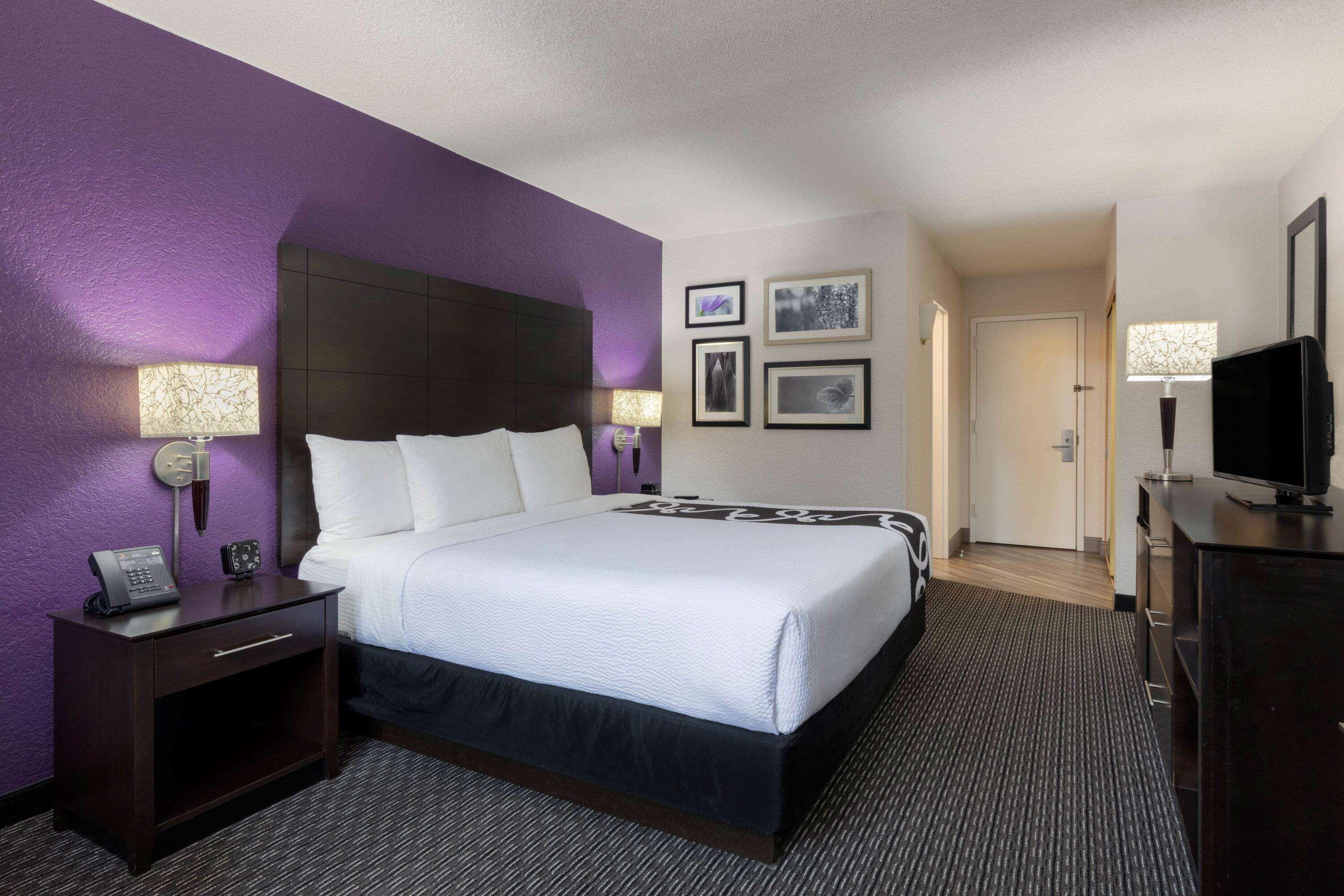 La Quinta By Wyndham Clifton/Rutherford Экстерьер фото