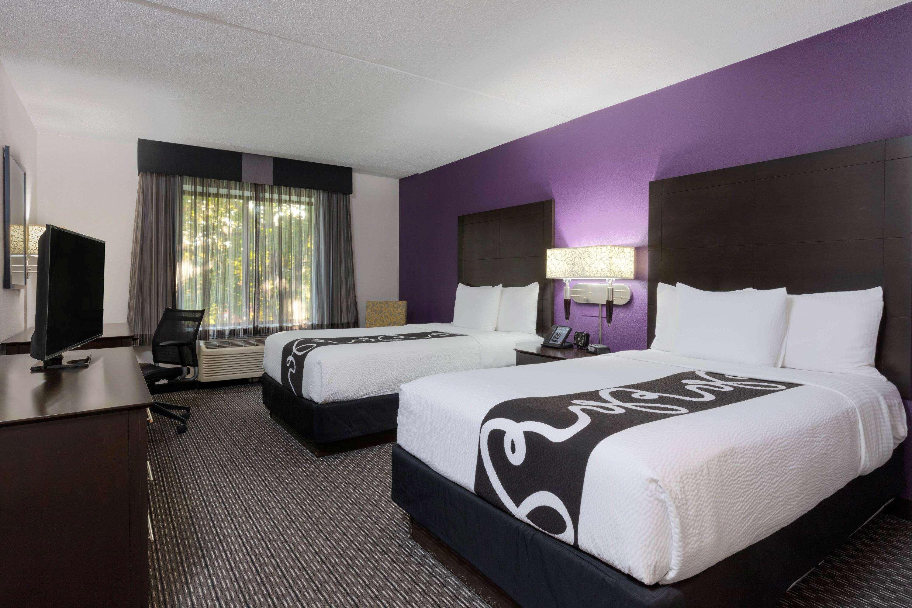 La Quinta By Wyndham Clifton/Rutherford Экстерьер фото
