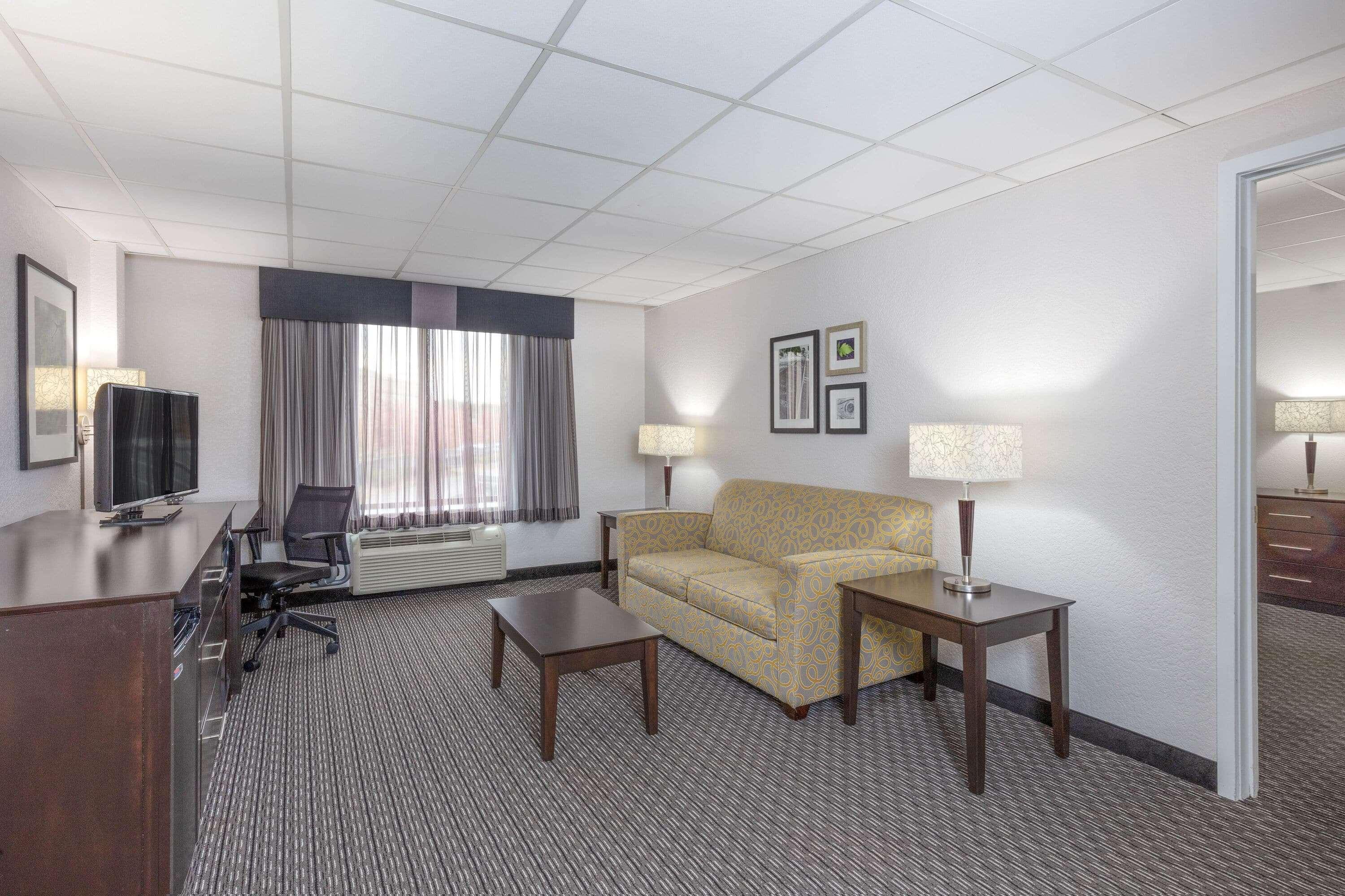 La Quinta By Wyndham Clifton/Rutherford Экстерьер фото