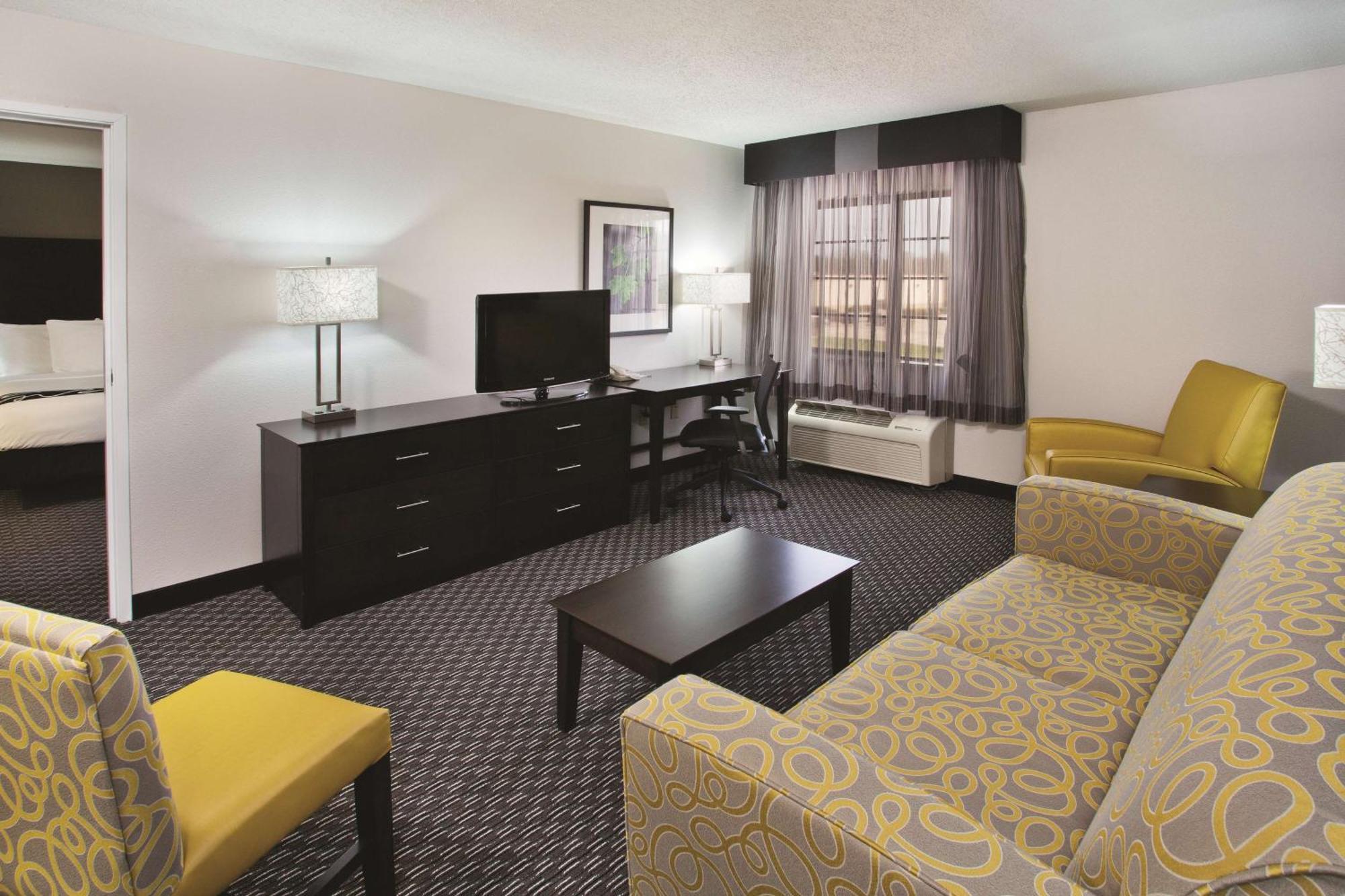 La Quinta By Wyndham Clifton/Rutherford Экстерьер фото